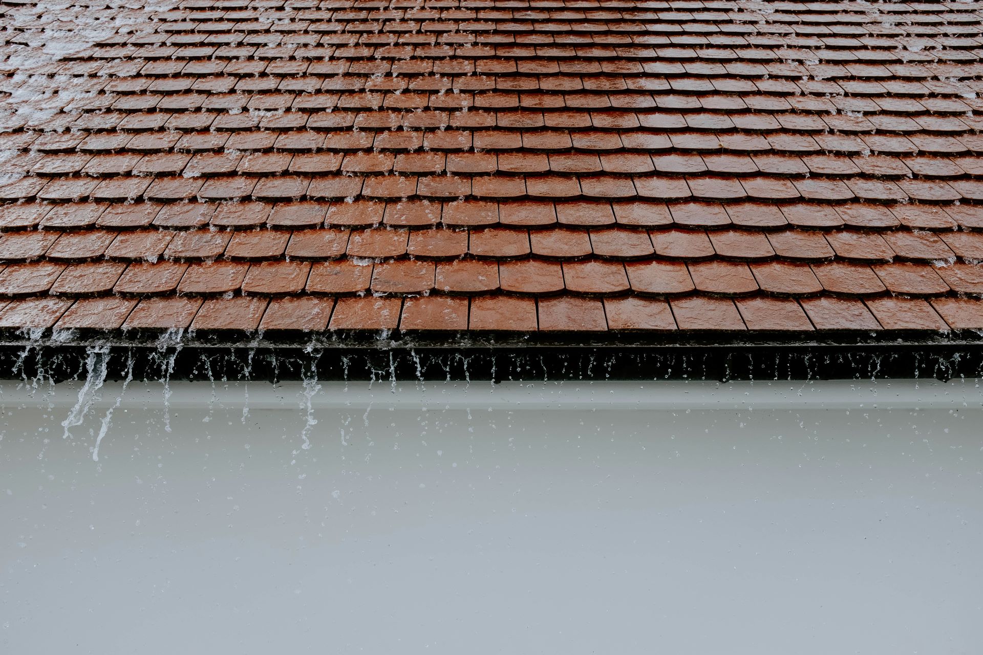 Guarding Against Roof Leaks During Durban’s Stormy Summers